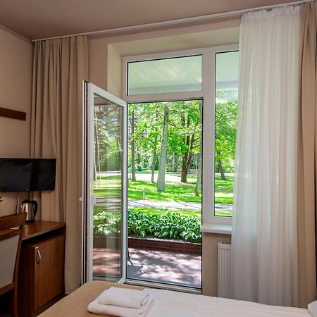 Zuvedra Hotel Palanga Ngoại thất bức ảnh