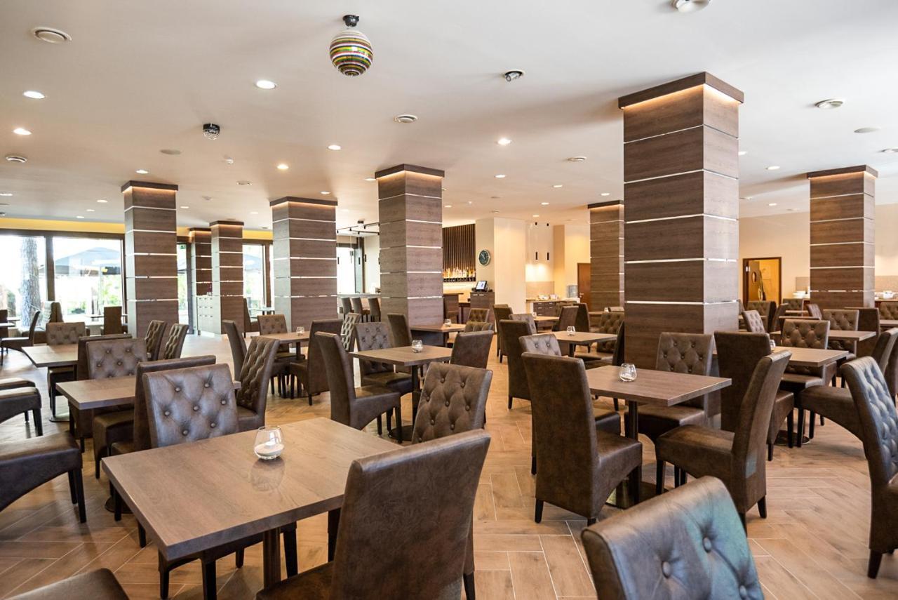 Zuvedra Hotel Palanga Ngoại thất bức ảnh