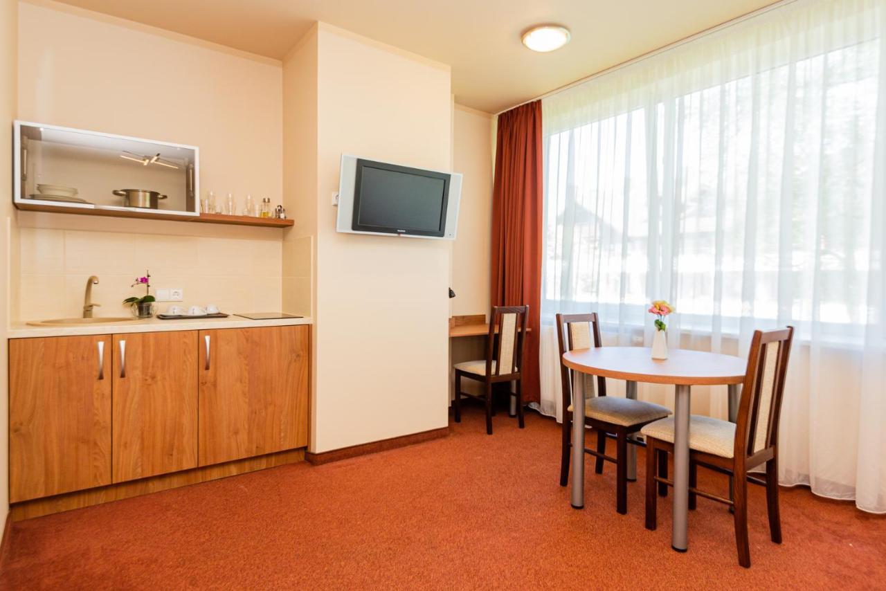 Zuvedra Hotel Palanga Ngoại thất bức ảnh