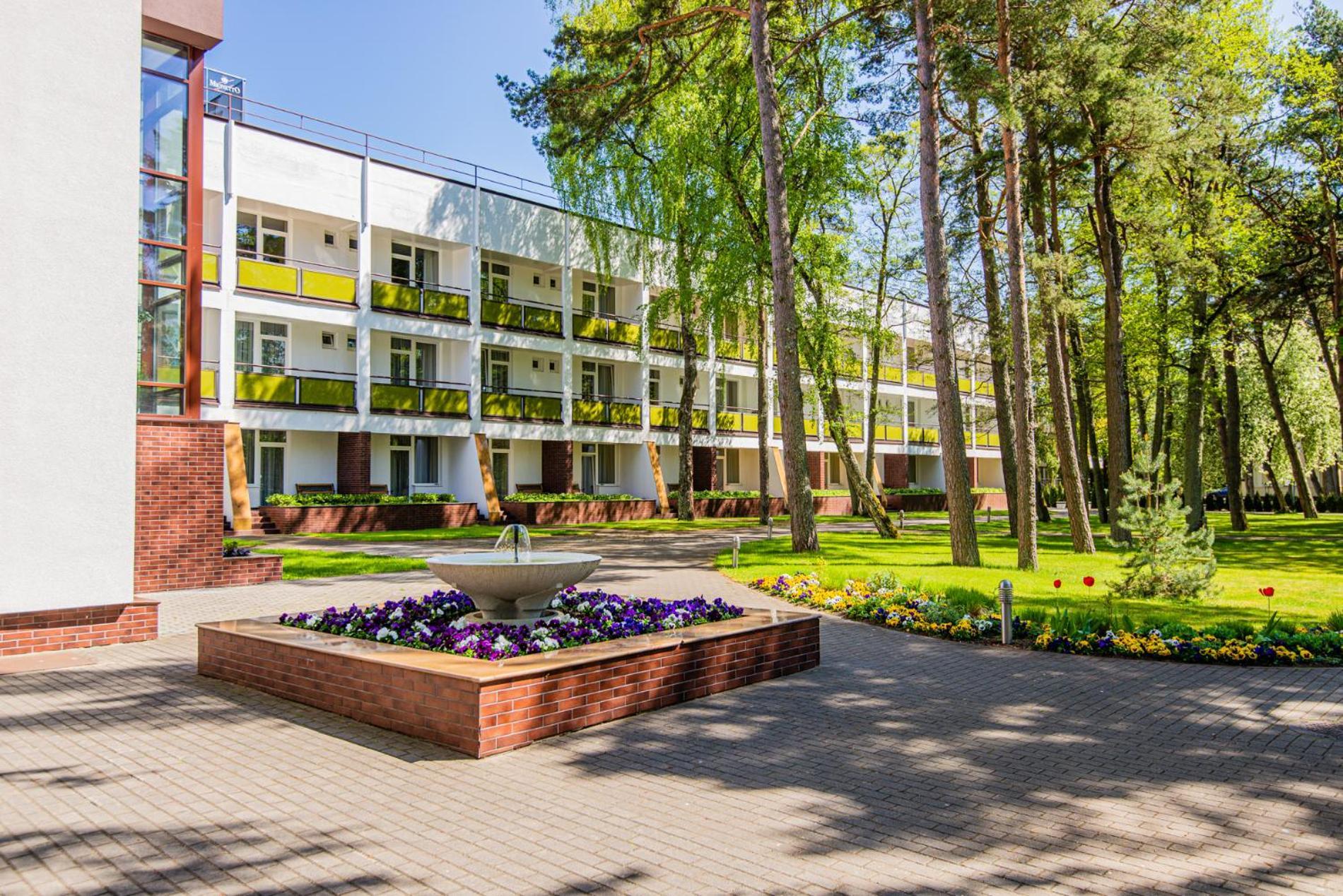 Zuvedra Hotel Palanga Ngoại thất bức ảnh