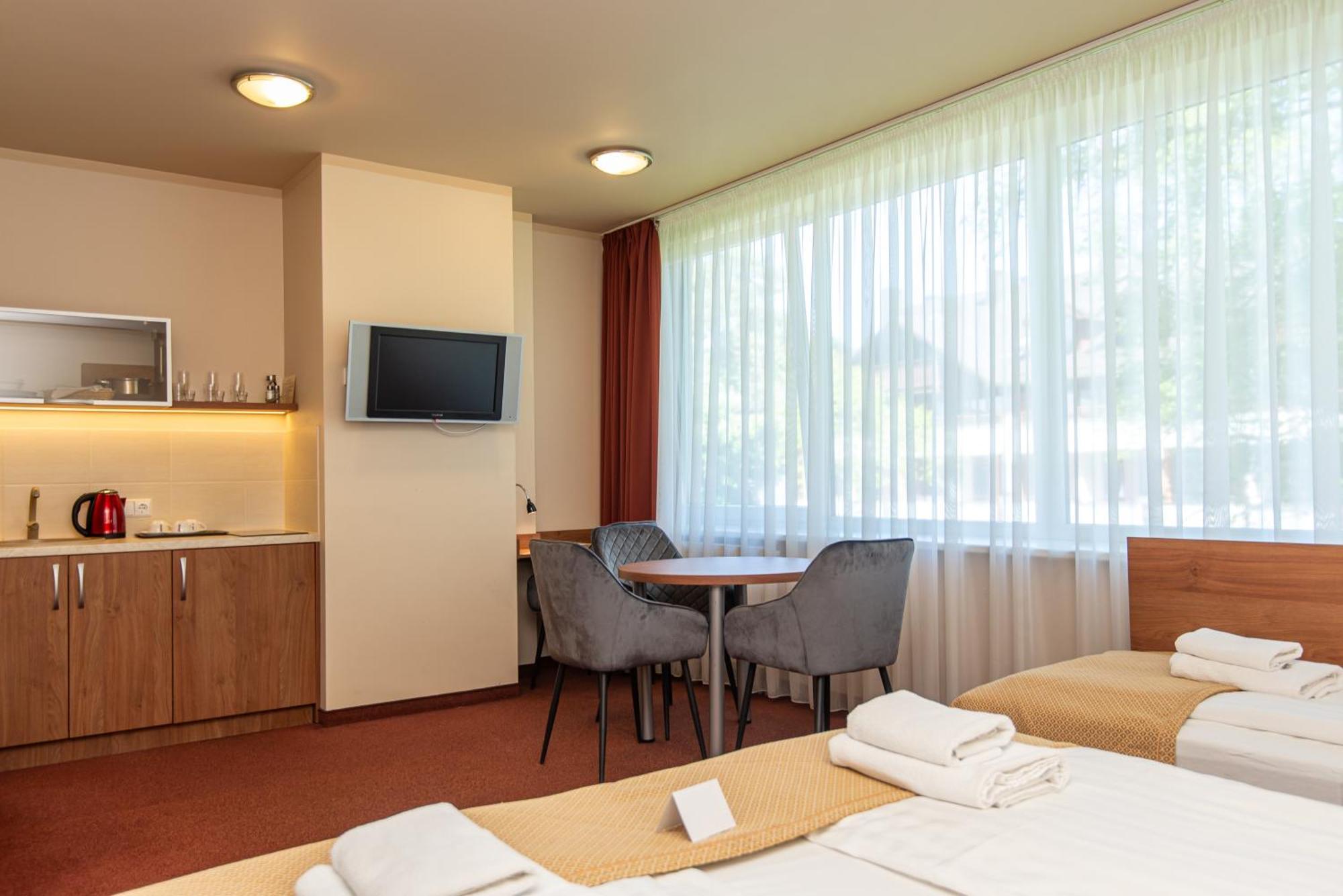 Zuvedra Hotel Palanga Phòng bức ảnh