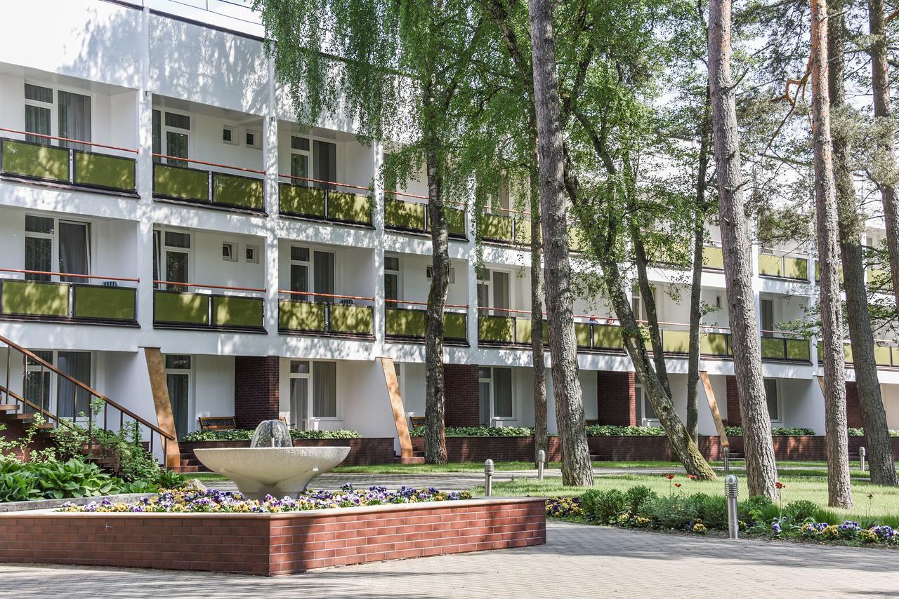 Zuvedra Hotel Palanga Ngoại thất bức ảnh